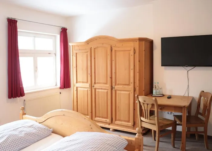 Landgasthof Post Bed & Breakfast 3*